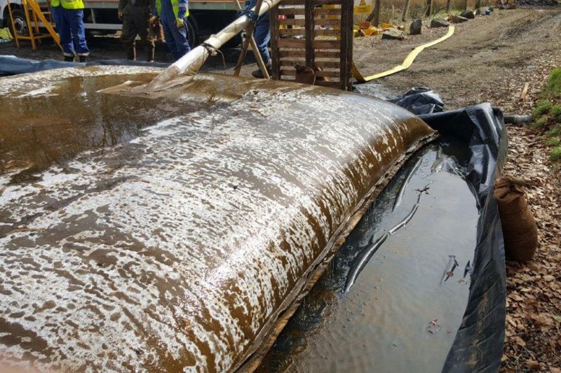 industrial-lagoon-cleaning2