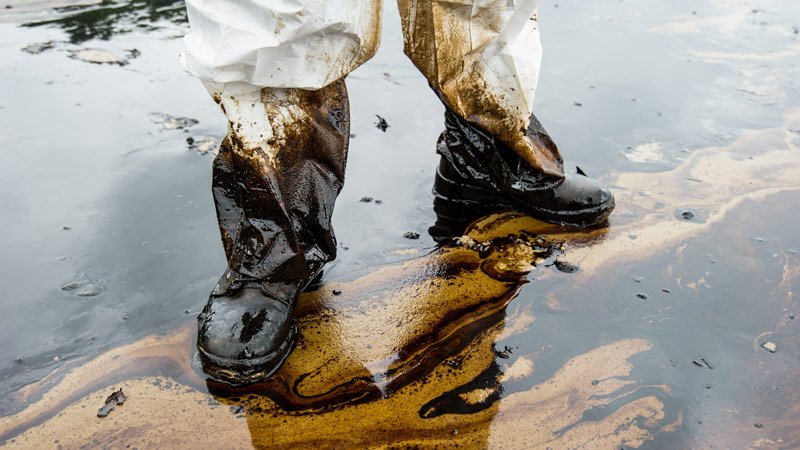 Emergency Spill Response from Willacy Oil Services